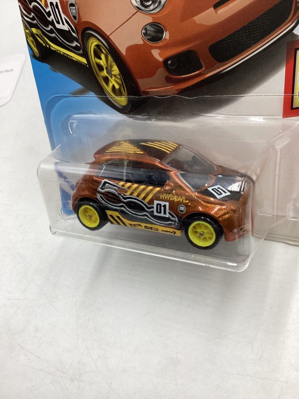 2018 Hot Wheels Super Treasure Hunt Fiat 500 with protector For Sale