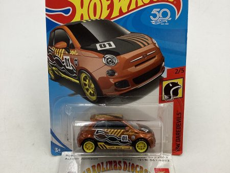 2018 Hot Wheels Super Treasure Hunt Fiat 500 with protector For Sale