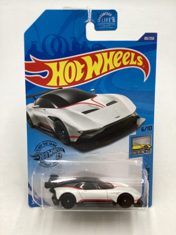 2020 Hot Wheels #088 Aston Martin Vulcan 106C Sale